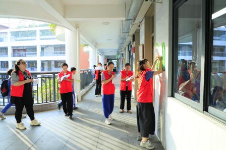 深圳市仙桐实验小学开展党员教师先锋示范岗巡查课后服务活动