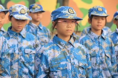 塑少年军魂，育时代精英——深圳市莲南教育集团安芳小学开展秋季社会实践活动