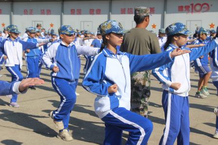 塑少年军魂，育时代精英——深圳市莲南教育集团安芳小学开展秋季社会实践活动