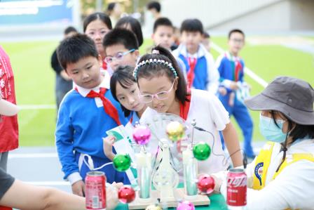智慧启航，科技筑梦——深圳市翠竹外国语实验学校举办第七届大创客节活动