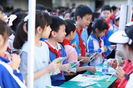 智慧启航，科技筑梦——深圳市翠竹外国语实验学校举办第七届大创客节活动