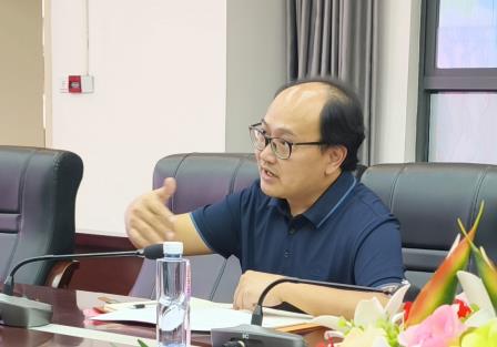 解困惑、传经验、助成长 ——深圳北理莫大学附属布心中学开展新入职教师座谈交流会