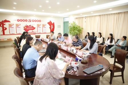 专家引路明方向 教研赋能促成长 ——罗湖区教科院“百人听千课”活动走进东昌小学