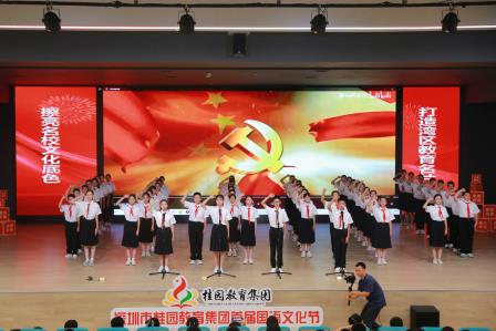 国风街舞、飞花令、朗诵吟唱、快闪.....穿越古今的文化盛宴轮番上演 ——桂园中学第八届国语文化节精彩回顾~