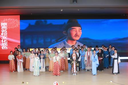 国风街舞、飞花令、朗诵吟唱、快闪.....穿越古今的文化盛宴轮番上演 ——桂园中学第八届国语文化节精彩回顾~