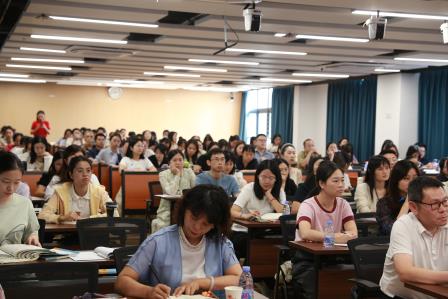 聚焦命题精髓，共绘教育新篇——布心小学举办罗湖区2024年“万象杯”小学数学教师命题能力提升培训