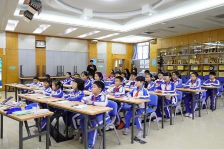 墨香沁校园，笔韵启新篇——凤光小学开展学生书写能力提升培训