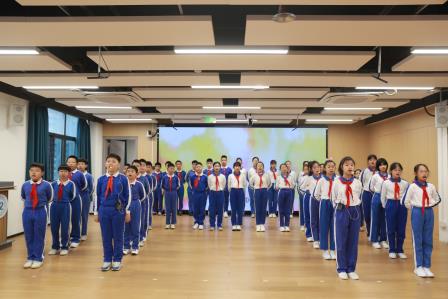 铭记历史 捍卫和平 —— 布心小学“12·13国家公祭日”主题教育升旗仪式