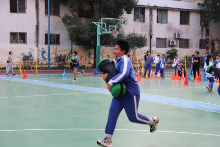 校园秋韵，激情赛场 —向西小学举行第二十三届体育节暨第三十六届田径运动会