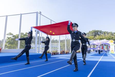 运动强体魄，自在乐童年——深圳市莲南教育集团安芳小学第十三届秋季运动会圆满举行