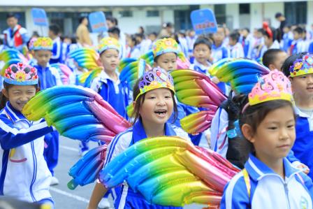 23人次刷新校记录，创历届之最！——深圳市仙桐实验小学举办第十届运动会