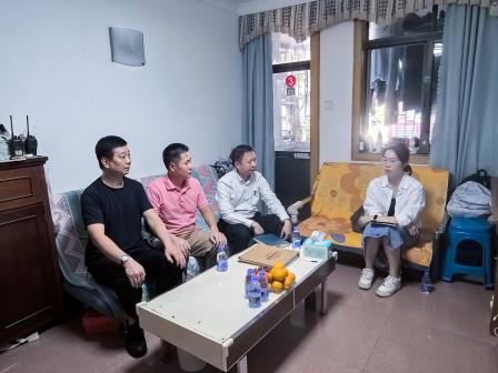 党建引领家校行，入户家访暖人心 ——翠园文锦中学开展“党员教师访千家”活动