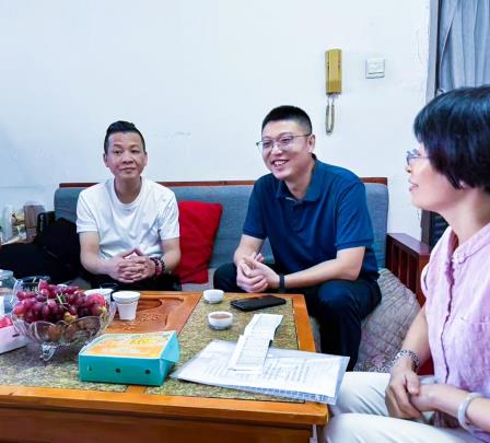 党建引领家校行，入户家访暖人心 ——翠园文锦中学开展“党员教师访千家”活动