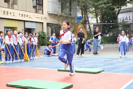 冬日无限好 正是运动时—— 罗湖小学顺利举办2024年体育节活动