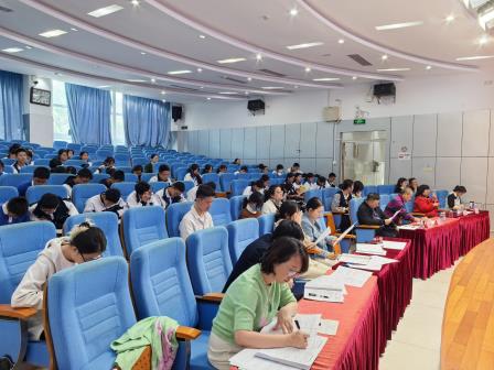深圳市罗湖区滨河实验中学开展语文学科名师进课堂活动｜名师引领聚焦核心素养，研讨交流共筑师生成长
