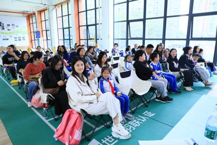“绘本润童心，亲子共成长”——深圳市仙桐实验小学携手长岭社区举办亲子沟通活动
