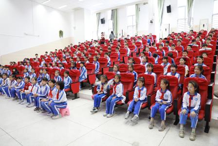 人民小学开展“校园常见传染病预防知识”专题讲座