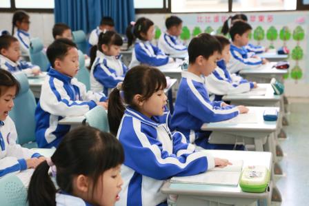 常规有序，从“一”开始——深圳市莲南教育集团安芳小学开展一年级学生常规展示活动