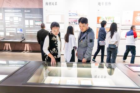 廉洁从教薪火传 学思践悟担使命 —— 罗湖外语实验学校党支部开展主题党日活动