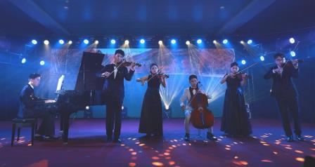 青春旋律，奏响新年乐章 ——罗外初中2025新年音乐会圆满举办