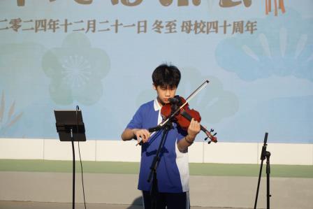共忆校园时光，再续校友情谊——深圳市翠竹外国语实验学校退休教师及校友返校日活动成功举办