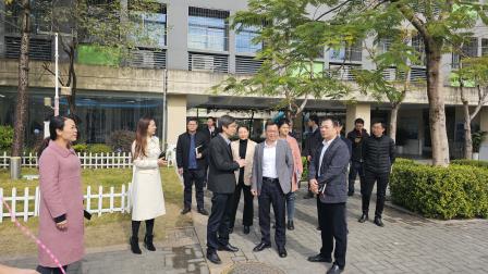 罗湖区副区长刘楚文带队调研罗湖教科院附属学校