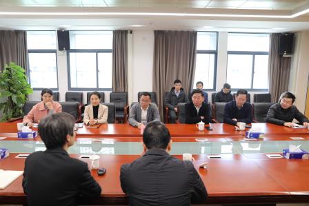 罗湖区副区长刘楚文带队调研罗湖教科院附属学校