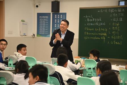 全国名师公开课，引领桂园中学新质课堂新风尚