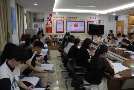  党的温暖进万家，家访筑梦共成长 ——深圳市南湖小学开展党员教师家访活动
