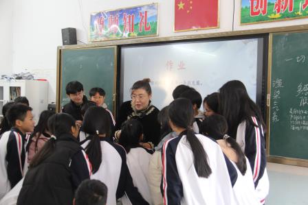 深圳市罗湖区滨河实验中学与陆丰市金厢中学开展结对交流暨区域联合教研活动｜党建引领促发展，结对交流共提升
