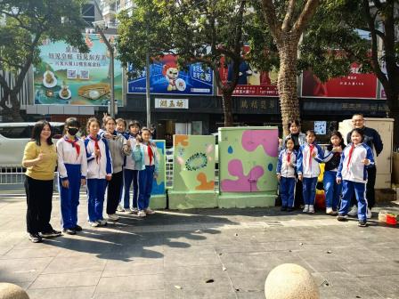 彩笔绘箱体，创意展新篇 ——深圳市泰宁小学美育课堂走向社区