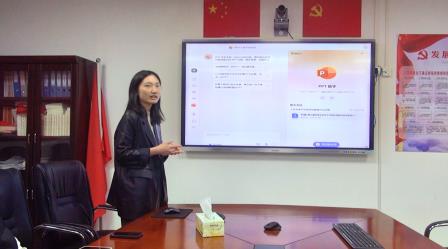 共探AI教学工具   同享青年教师智慧——凤光小学举办青年教师工作室AI分享会