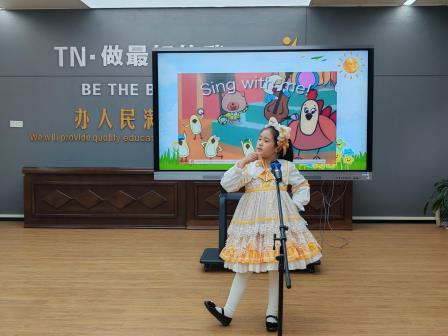 爱表达  乐分享 ——深圳市泰宁小学开展英语节系列活动之英语口语演讲达人秀