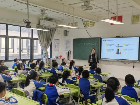 文明交通 安全出行——湖贝小学开展交通安全主题活动