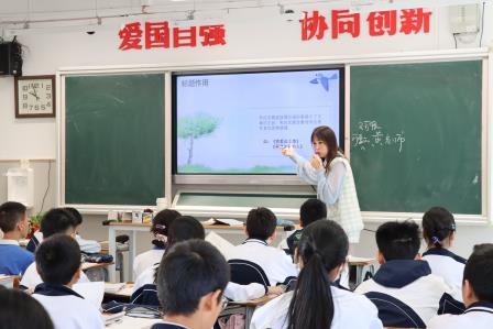 成都金牛骨干齐聚文锦，携手罗湖共绘教育新篇 ——翠园文锦中学迎接四川省成都市金牛区教科研骨干教师团队开展考察交流活动