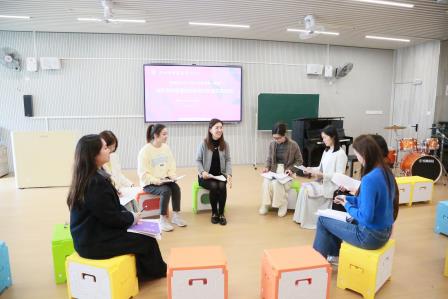 罗湖区音乐学科贯通式校际结对研课第二十一期活动第九组结对研课在深圳市安芳小学举行
