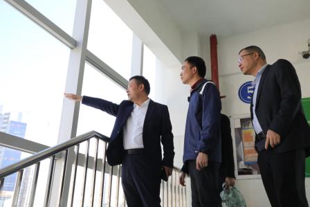 中国象棋大师曹岩磊重返母校深圳市罗湖区滨河实验中学｜校友荣光重逢  共话象棋传承