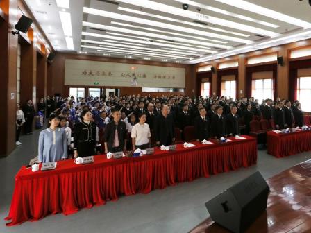 “红领巾”与法同行 ——东晓小学“每周半天计划”之走进罗湖区检察院