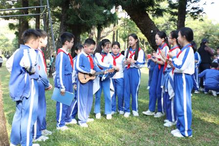绿意盎然，探梦自然 ——罗湖小学“蕾蕾锋锋”校外研学活动之走进人民公园
