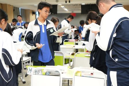 翠园东晓创新学校开展“党员骨干教师示范课”活动