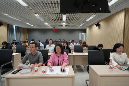 翠园东晓创新学校开展“党员骨干教师示范课”活动