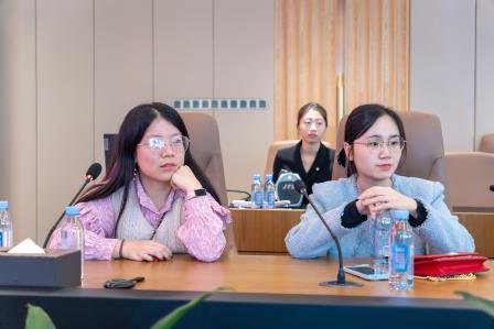 太燃啦！罗外实验半天校外课程中燃之旅：探索能源奥秘，拓展知识边界