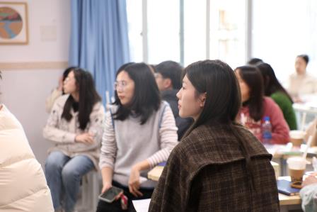 书写收获  读见成长——罗湖小学开展 “阅上心头 悦享交流”小微阅读团建活动