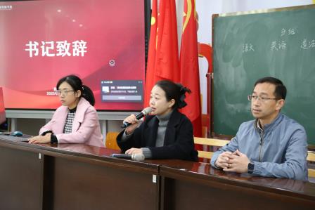 深析探源明方向，向质而行促成长 —— 罗湖外语实验学校组织青年教师深度剖析深圳市适应性考试活动