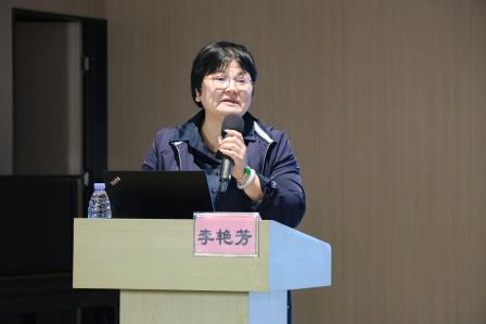 文锦智启AI云，教育创新谱华章——翠园文锦中学举办“探索AI赋能教学的多元路径”专题讲座培训