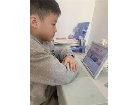 文明上网，避开智能“陷阱” ——南湖小学开展校长课堂第十九讲