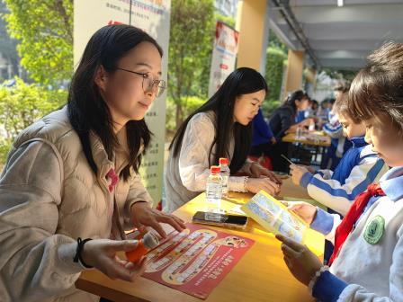 趣味闯关，幸福成长 ——深圳市向西小学举行一二年级学科综合素养过关活动