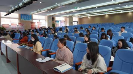 见山海灿烂，守梧桐本真 ——深圳市梧桐小学举行2024-2025学年第一学期工作总结大会