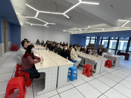  旧园情深，新程逐梦——深圳市东晓小学召开2024-2025学年度第一学期期末总结会议