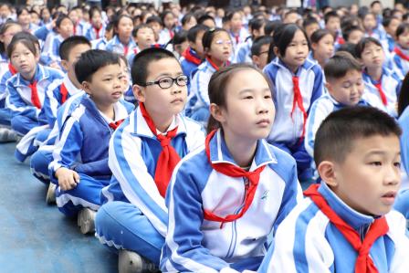 回望精彩，启航新程 ——罗湖小学举办2024—2025学年度第一学期散学典礼